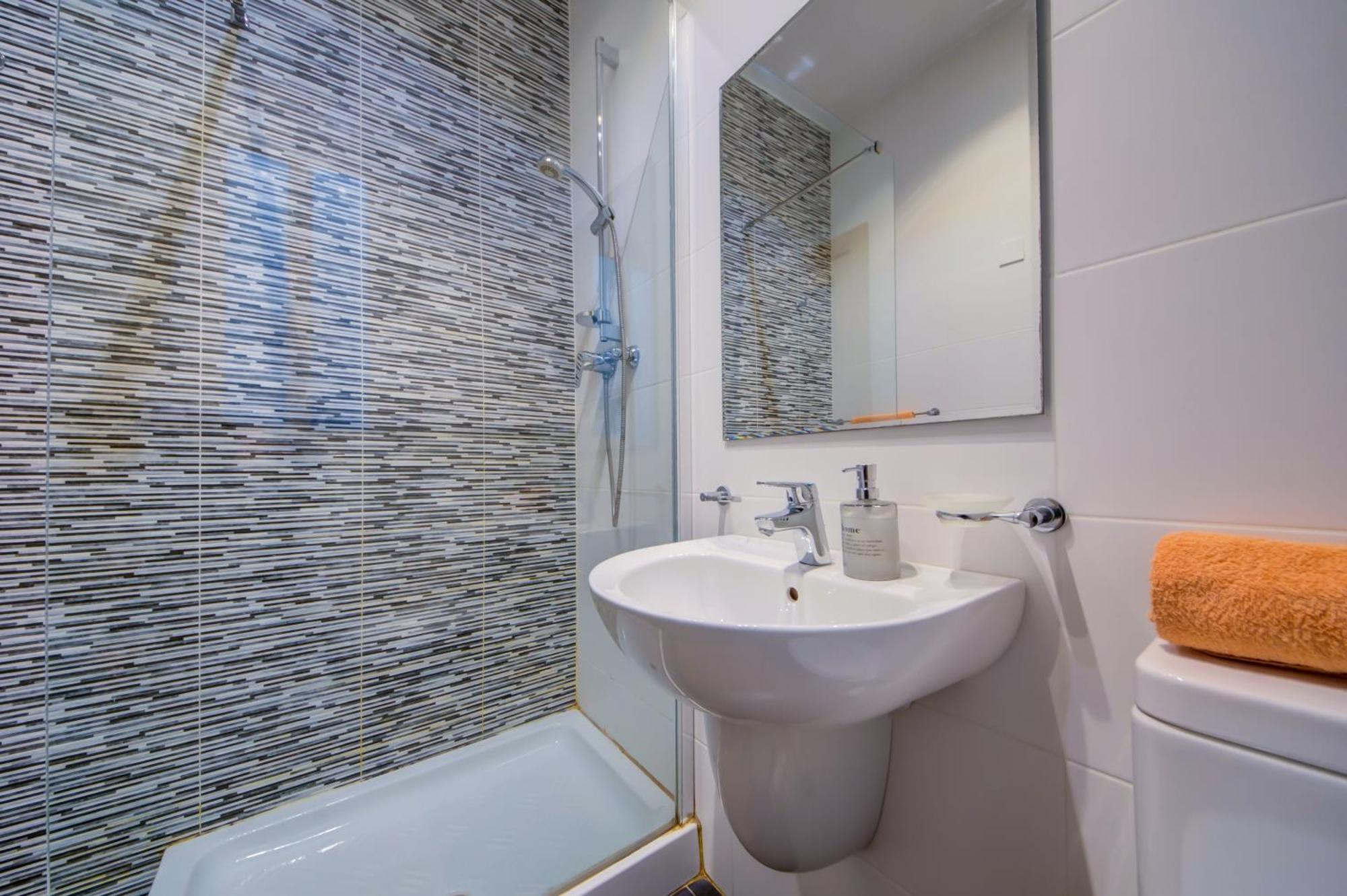 Stylish 2Br Apt With Balconies In St Julians, Paceville - Apt 6 By Vaganza Saint Julian's エクステリア 写真