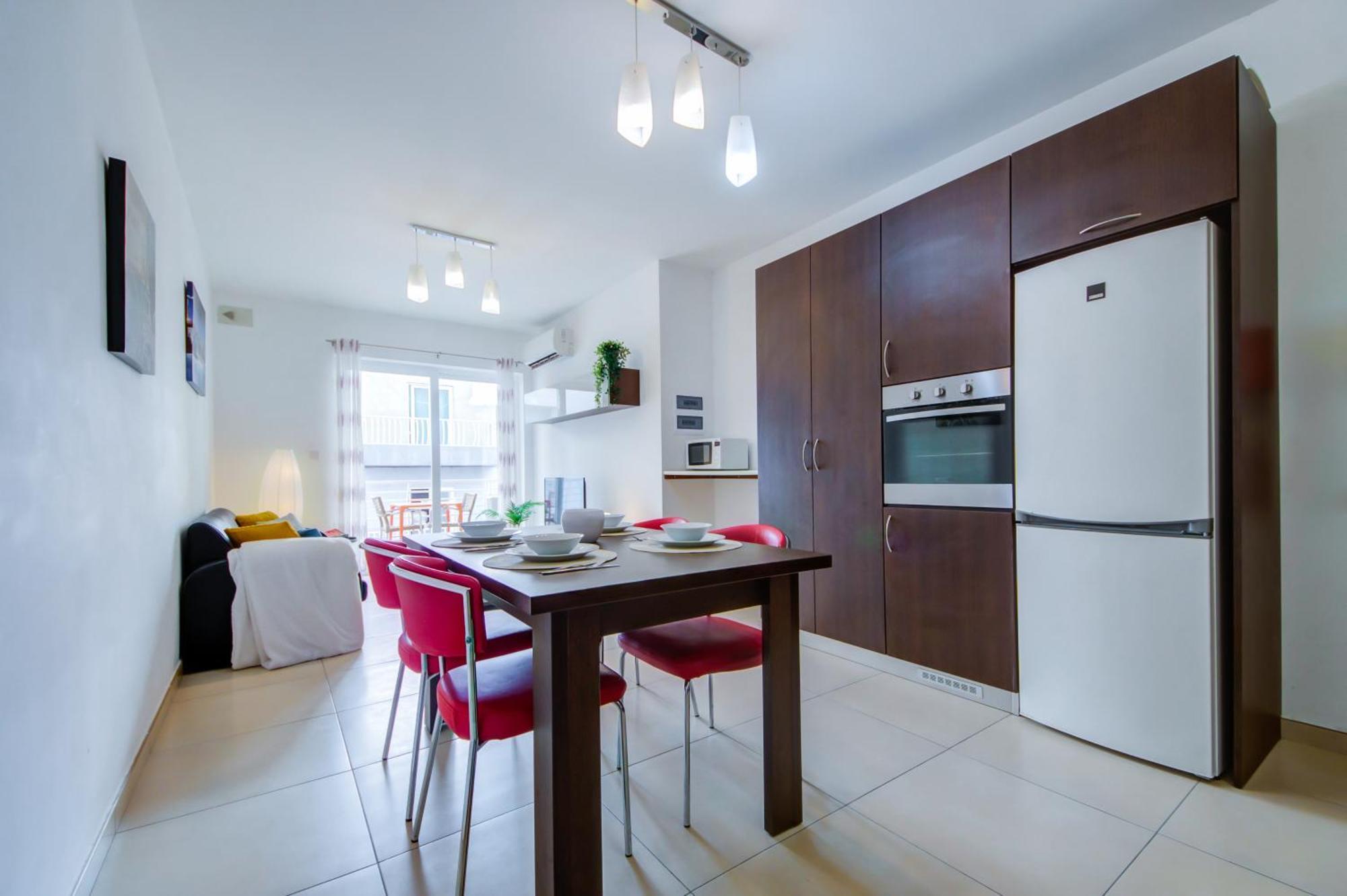 Stylish 2Br Apt With Balconies In St Julians, Paceville - Apt 6 By Vaganza Saint Julian's エクステリア 写真
