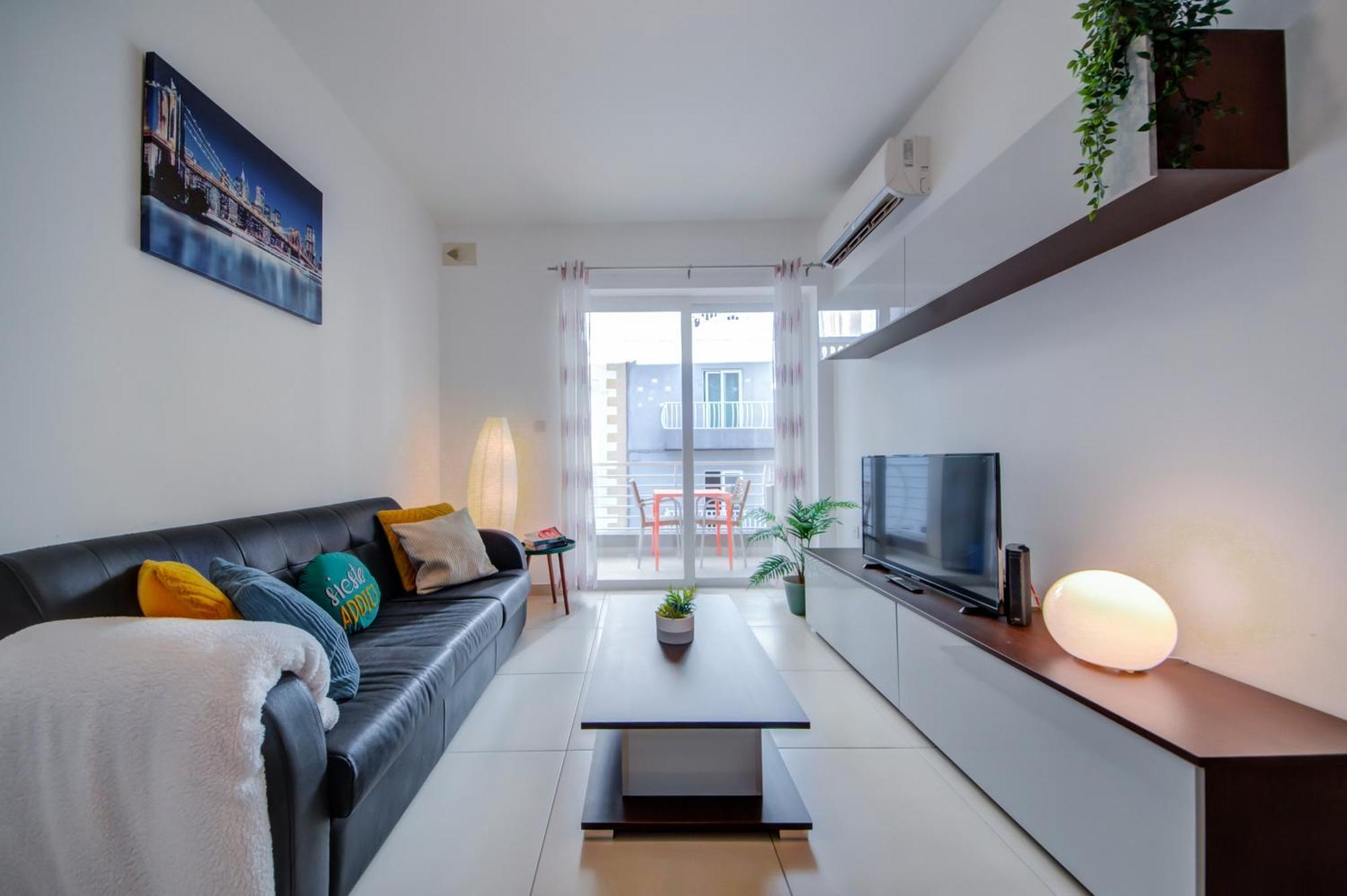 Stylish 2Br Apt With Balconies In St Julians, Paceville - Apt 6 By Vaganza Saint Julian's エクステリア 写真
